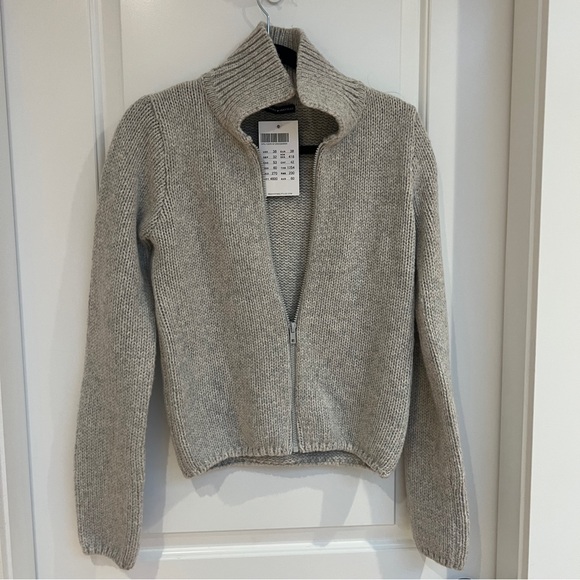 Brandy Melville Sweaters - Brandy Melville Knit Gray Sweater